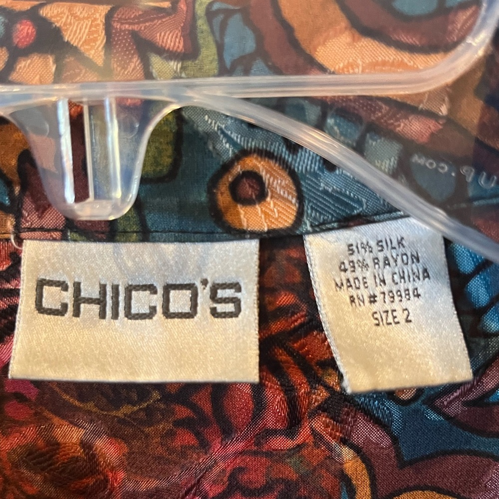 Chico's Vintage Multi-Color Print Button Down Blouse, Colorful, Size Large - Picture 3 of 3